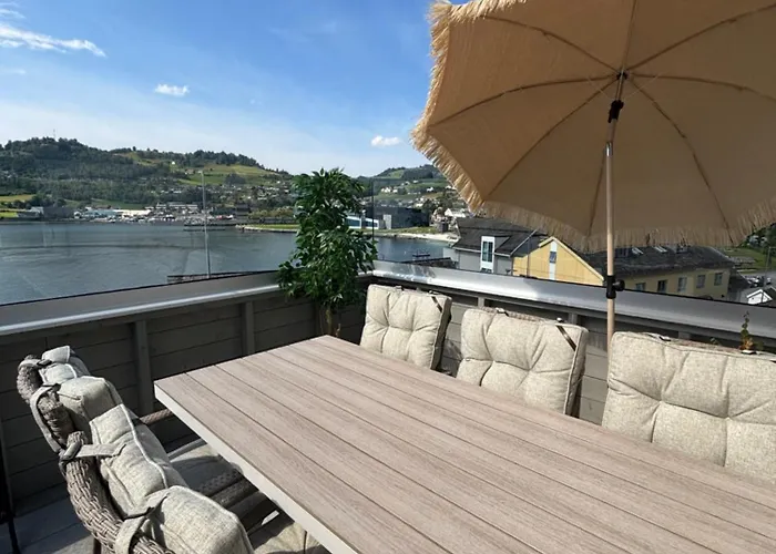 Toppleilighet I Sentrum Av Oystese شقة Kvam (Hordaland)